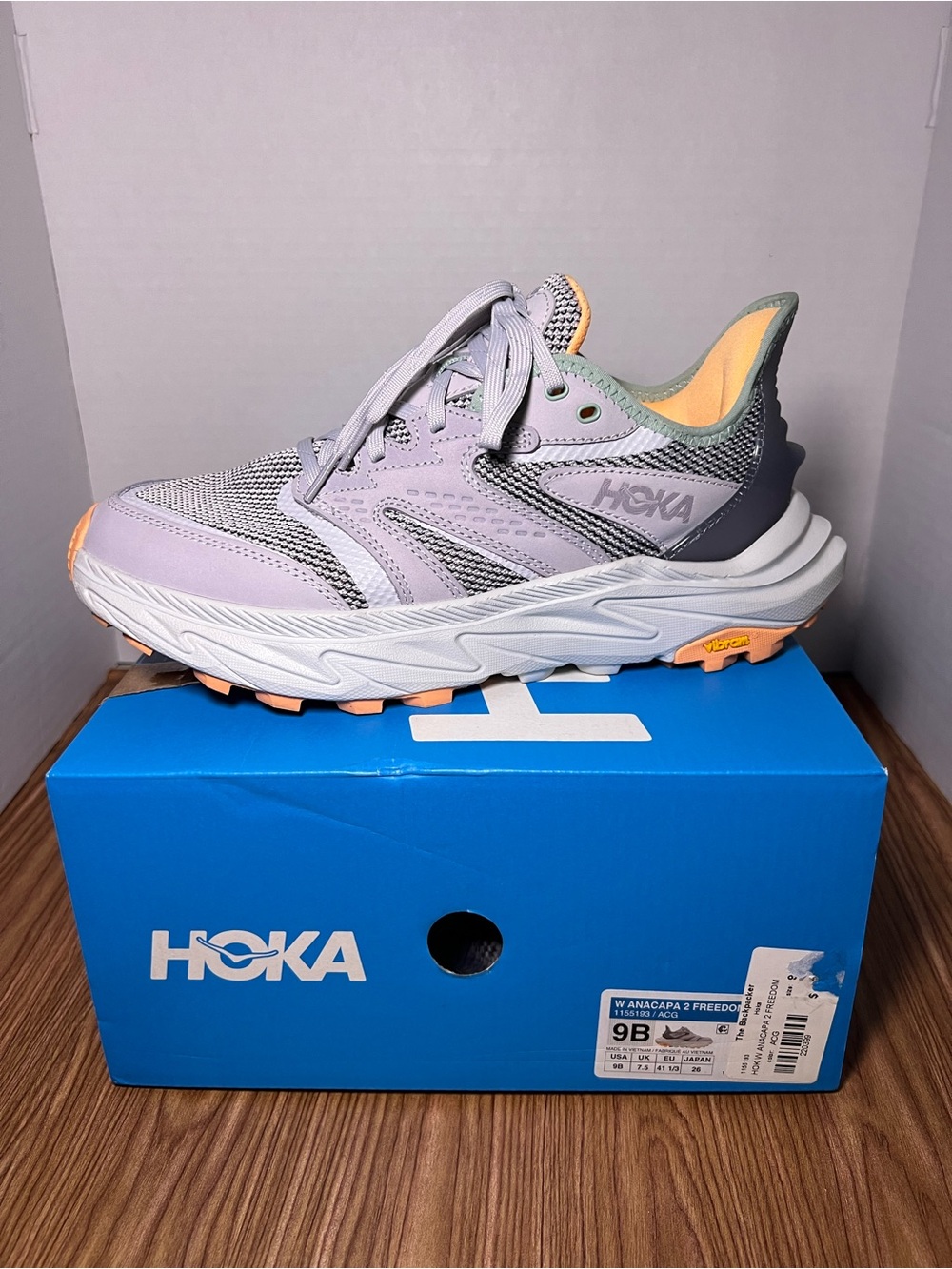 Hoka anacapa 2 freedon women’s size 9B